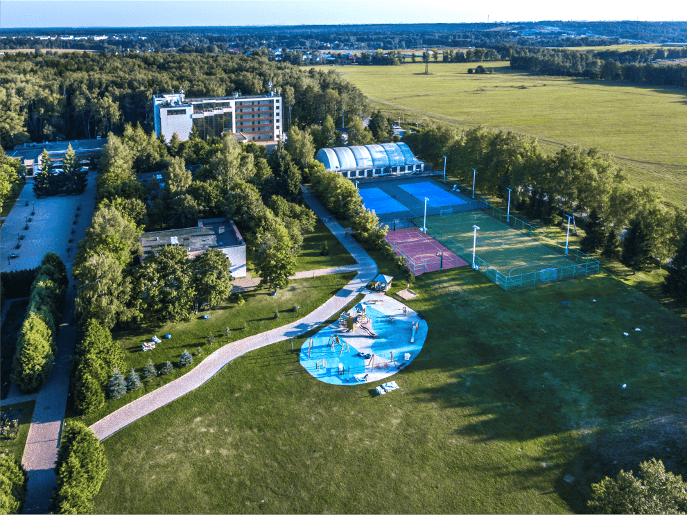 Отель за городом в Ловчем Плюс